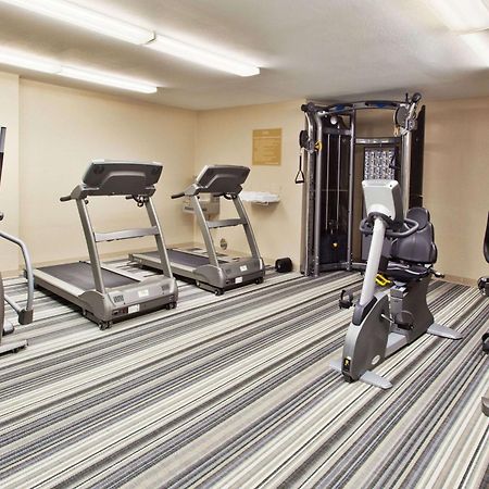 Sonesta Simply Suites Cleveland North Olmsted Airport Exteriör bild
