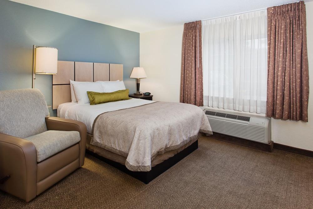 Sonesta Simply Suites Cleveland North Olmsted Airport Exteriör bild