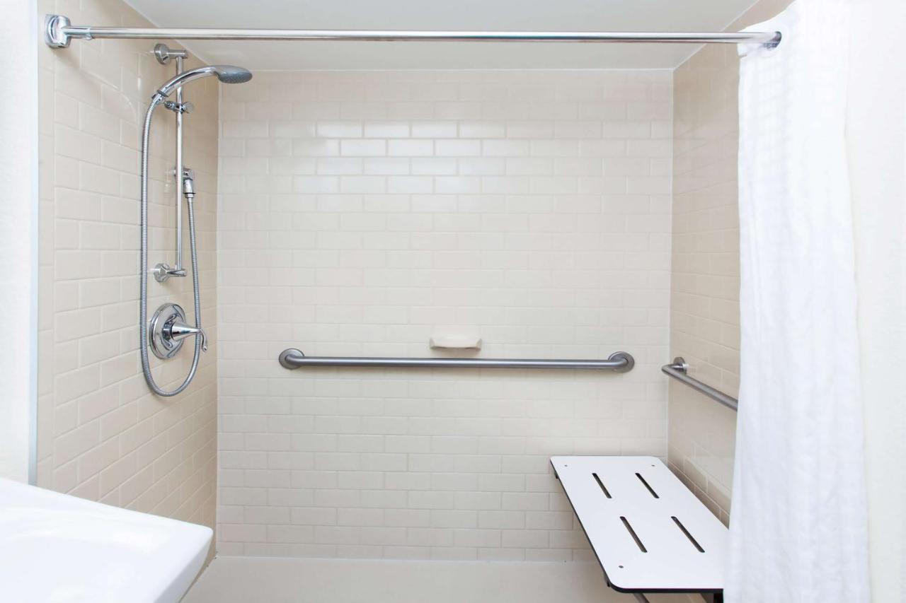 Sonesta Simply Suites Cleveland North Olmsted Airport Exteriör bild