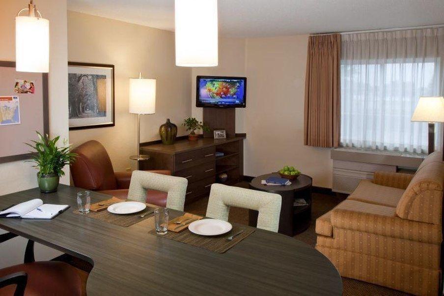 Sonesta Simply Suites Cleveland North Olmsted Airport Exteriör bild