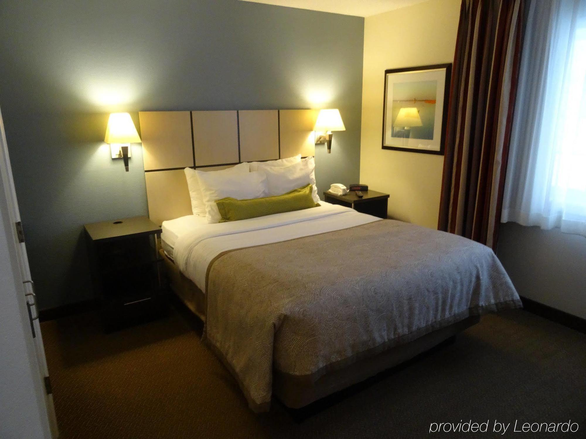 Sonesta Simply Suites Cleveland North Olmsted Airport Exteriör bild